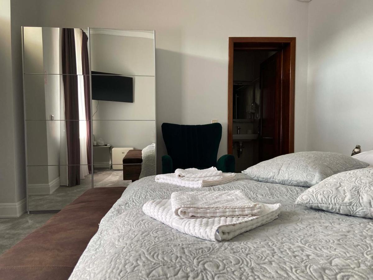 Maisonette Apartments Cîmpulung Extérieur photo