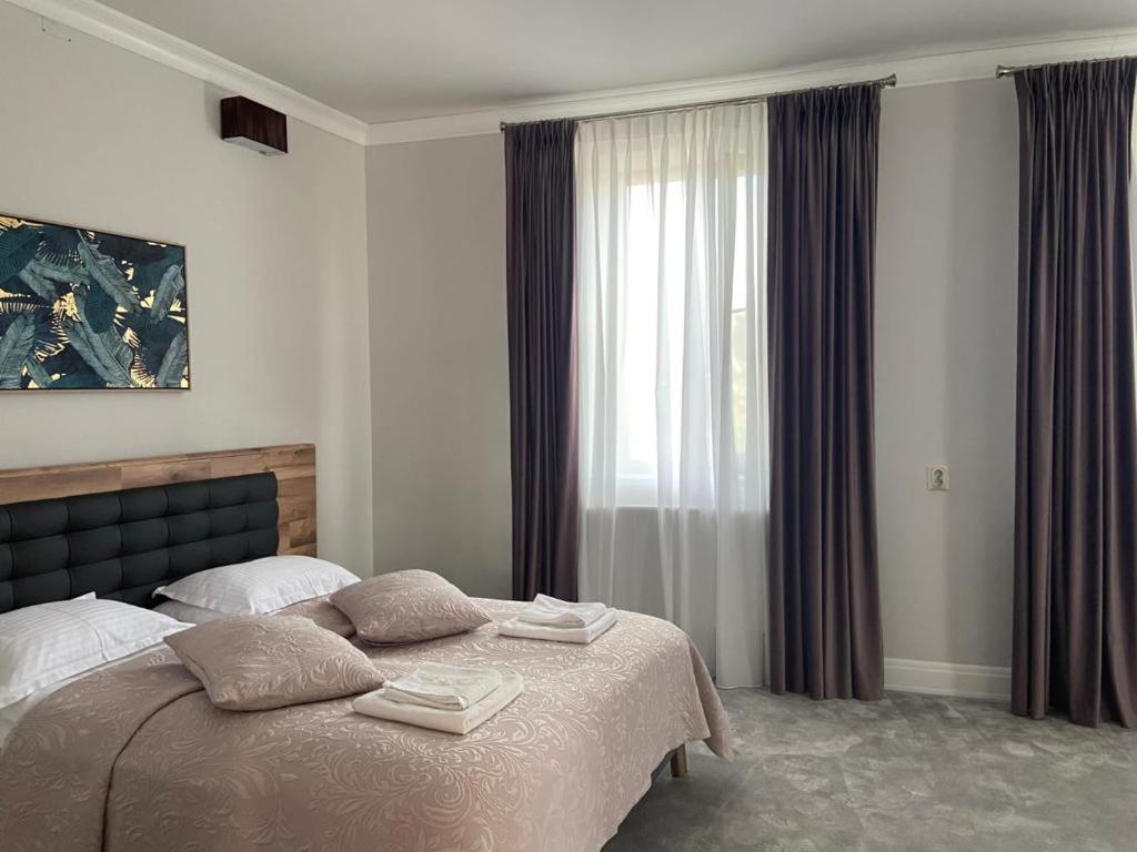 Maisonette Apartments Cîmpulung Extérieur photo
