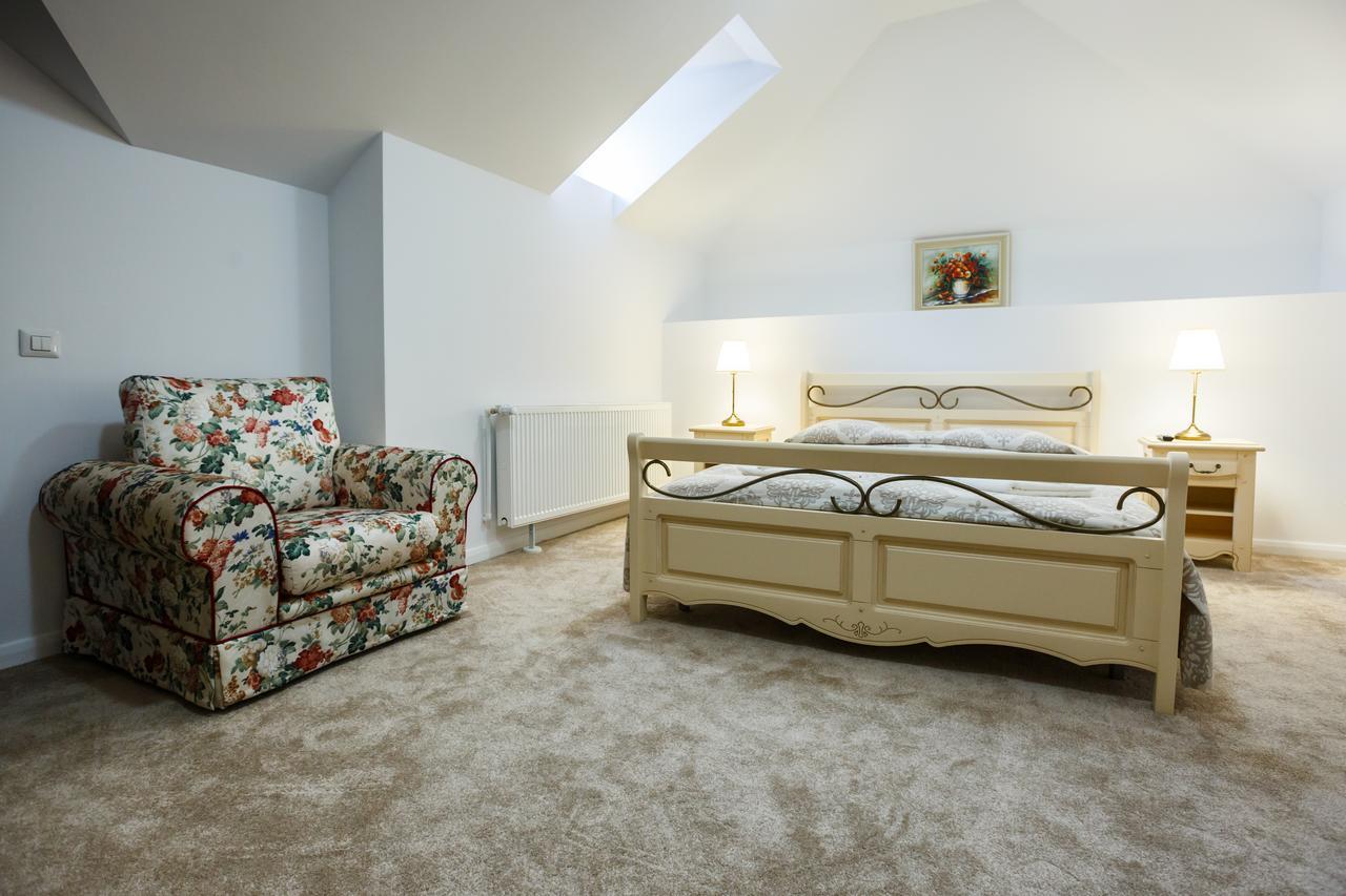 Maisonette Apartments Cîmpulung Extérieur photo