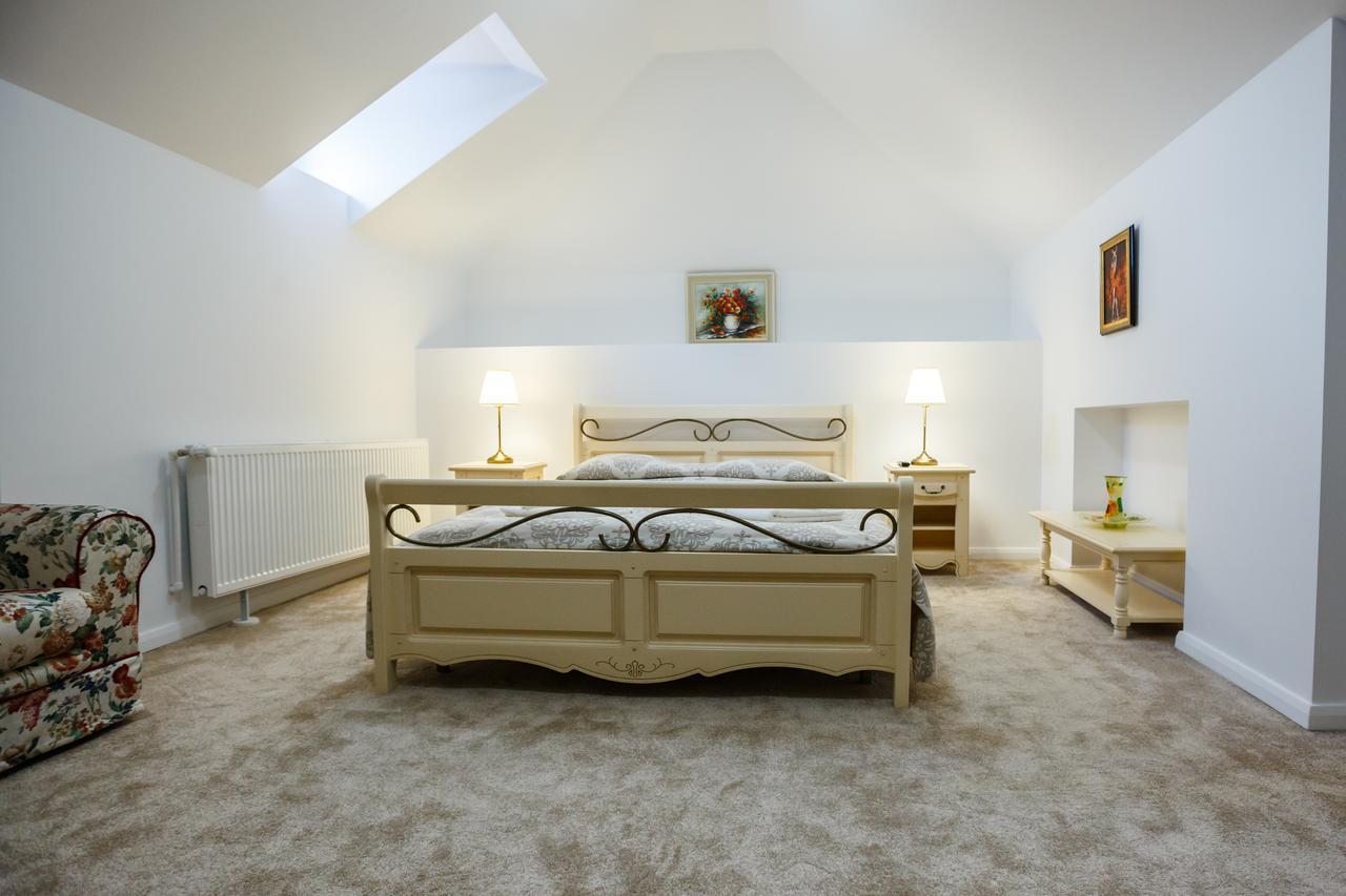 Maisonette Apartments Cîmpulung Extérieur photo