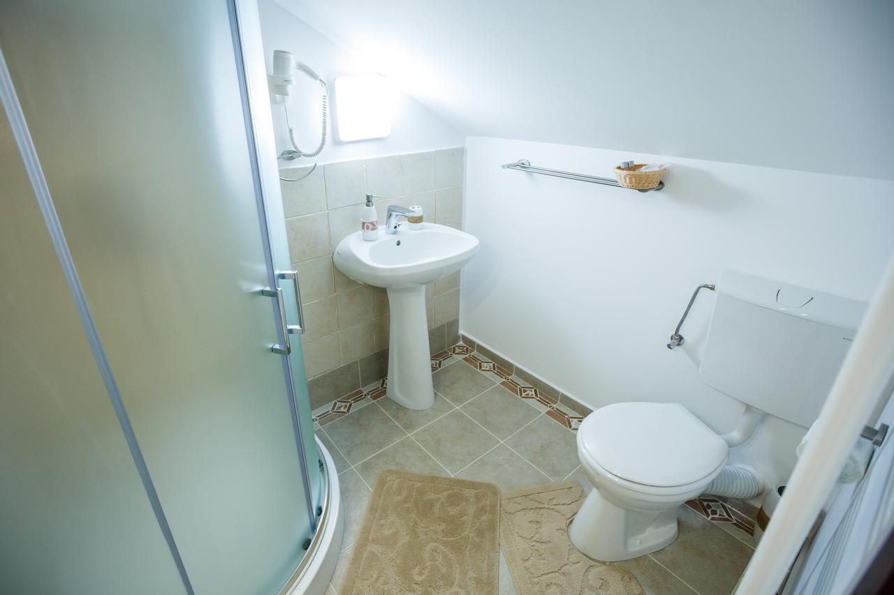 Maisonette Apartments Cîmpulung Extérieur photo