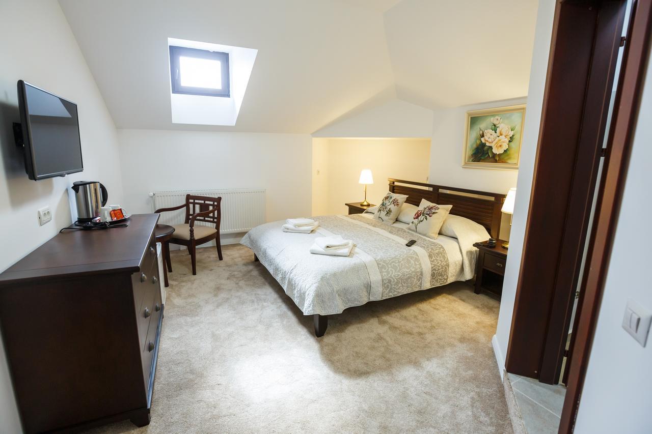 Maisonette Apartments Cîmpulung Extérieur photo
